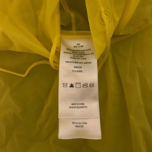 2 Coleman Adult EVA Waterproof Ponchos 1 Size Fits All 50”x80” Hood Snap Closure - Picture 2 of 6